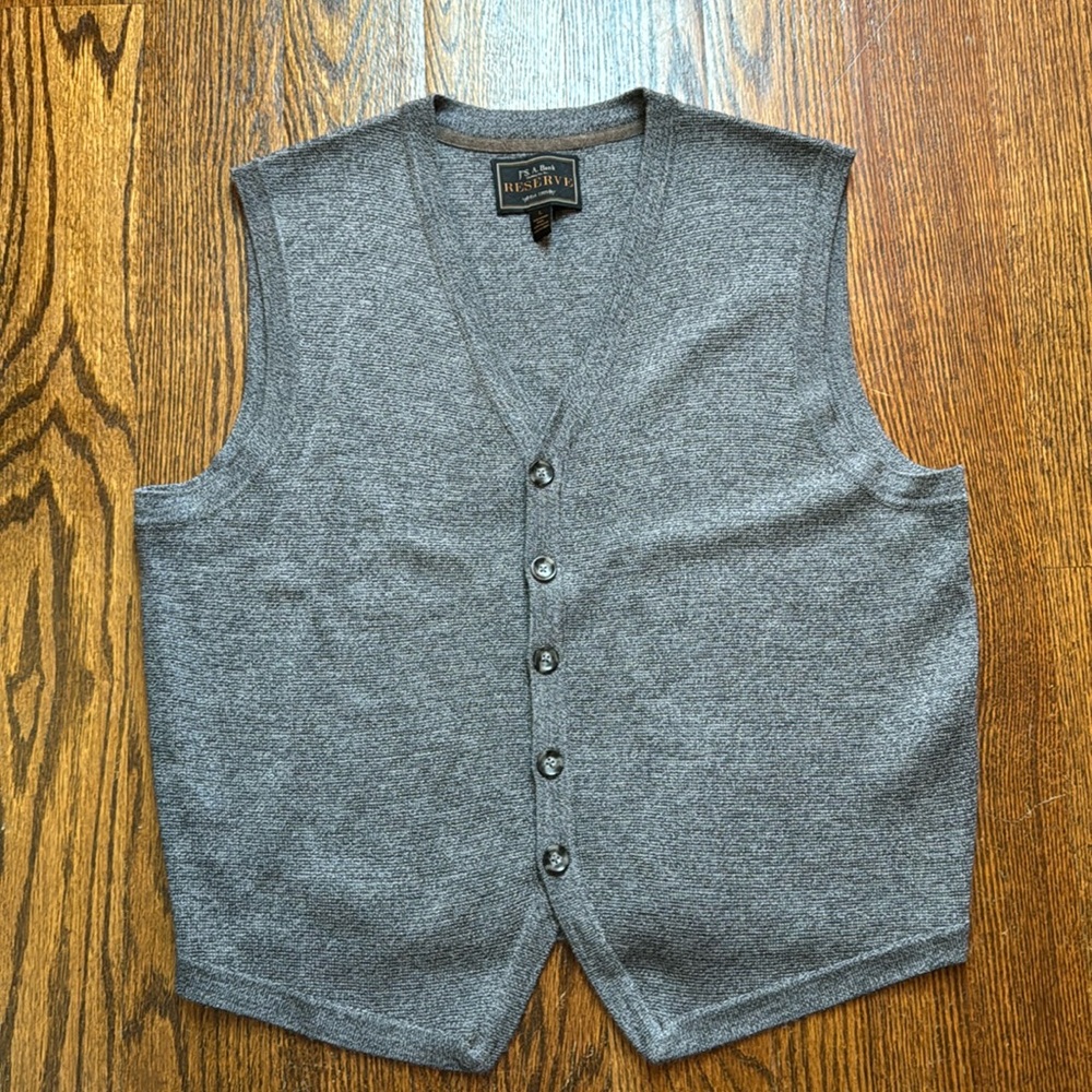 Men’s button up sweater vest